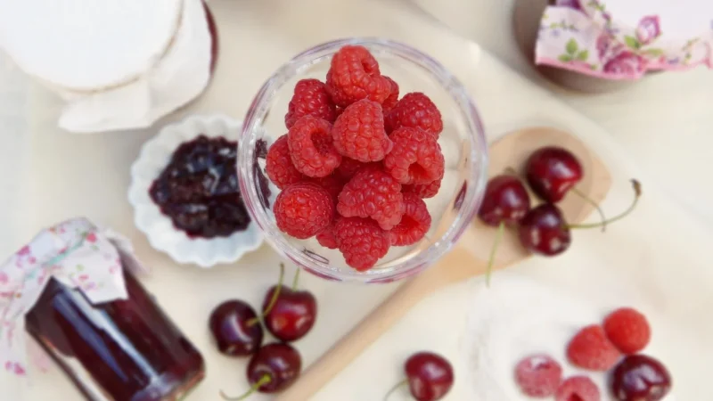 Zwergenwiese Mus Wiśniowy 70% Owoców Bezglutenowy Bio 225g